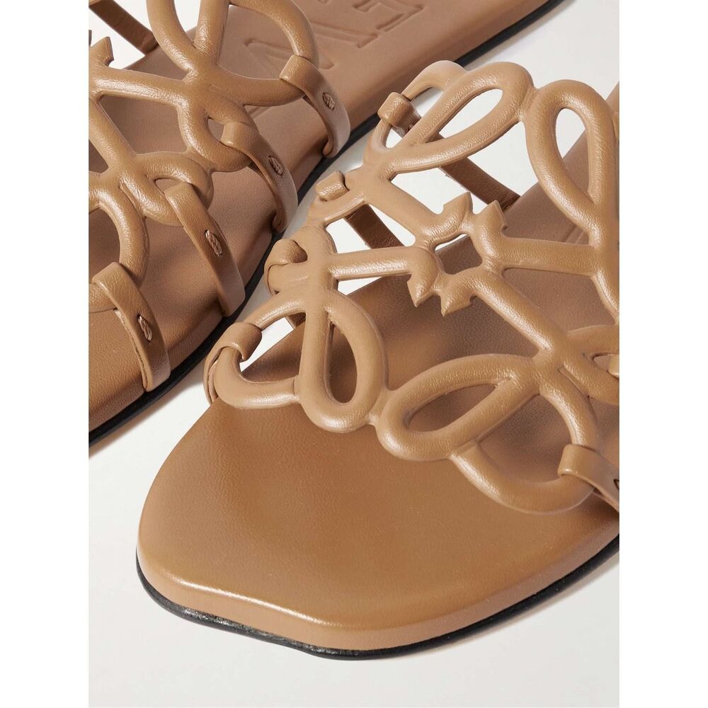 LOEWE Petal Anagram leather slides in Tan EU 38/ US 8 $890 - Picture 4 of 14